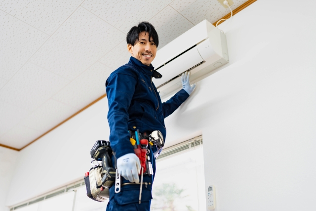 あなたの会社、カビ吸ってませんか?“3つの空調リスク”